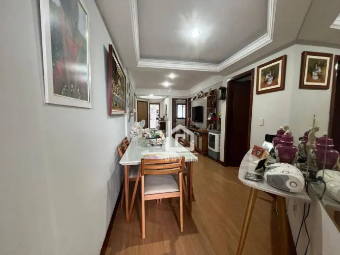 Oportunidade na Praia da Costa: Amplo Apartamento de 2 Quartos com 80m