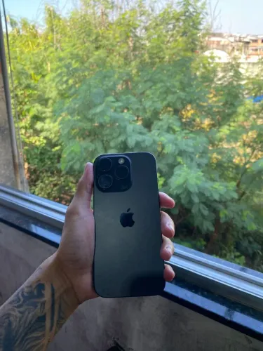 IPHONE 16 PRO NOVO!!!