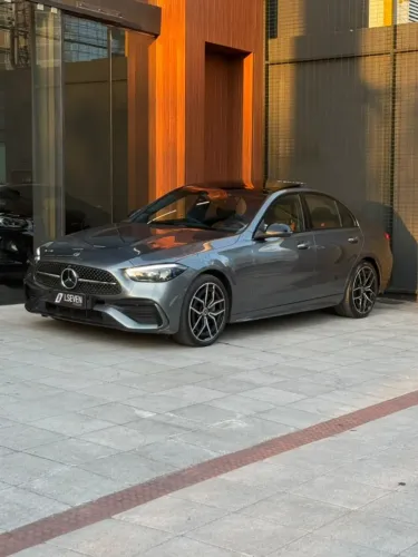 Mercedes-Benz C-300 AMG Line EQ Boost 2.0 TB Aut. 2025