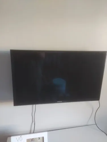 TV LED 32 "