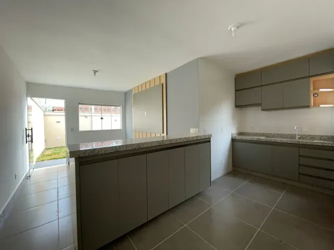 Casa Térrea com 3 Suítes à Venda no Solar Central Park R$ 380 mil Aceita MCMV