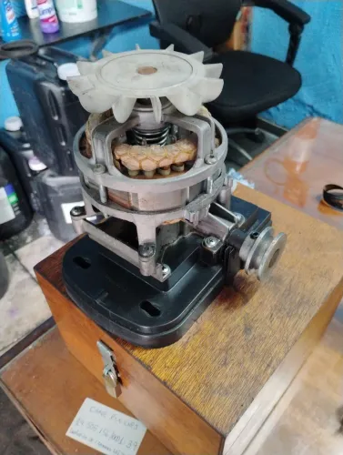 Vende se motor com redutor de portão elétrico 