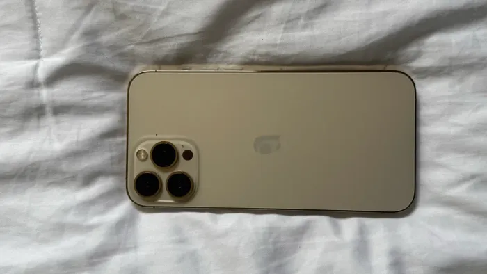 Vende-se iPhone 13 Pro Max