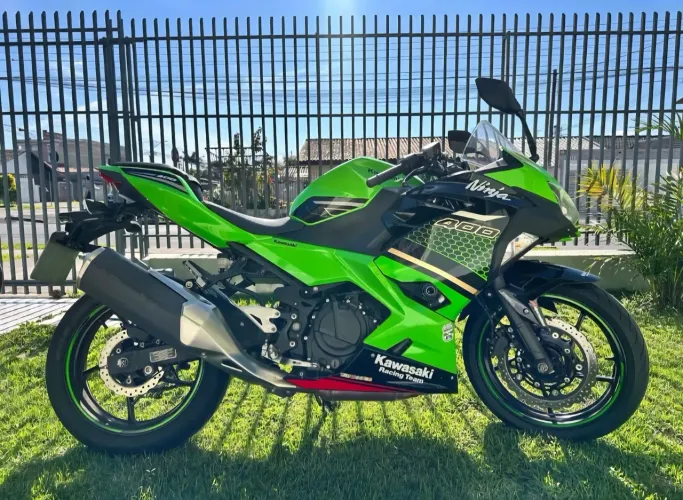 Ninja 400 cc - Kawasaki