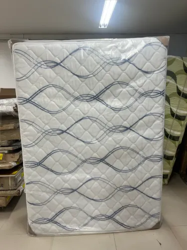 Cama Box no PLÁSTICO 