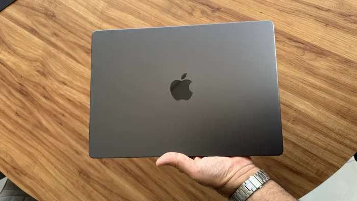 MacBook Pro M3 Pro 14 Pol 18GB RAM 512GB SSD