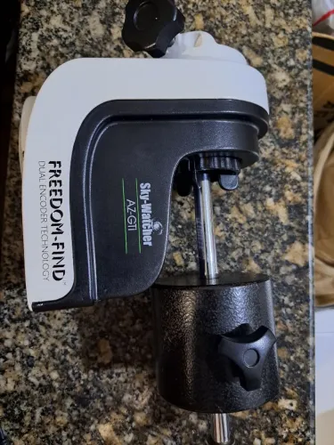 Montagem Sky-watcher AZ-GTI GO-TO com contrapeso e barra 