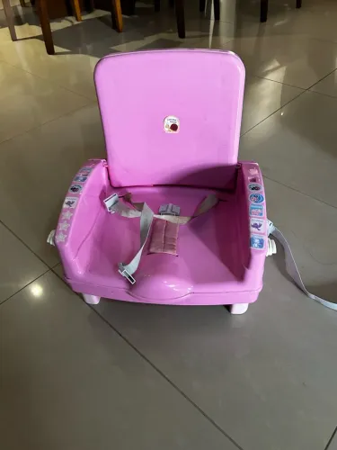 4,7 4,7 de 5 estrelas (12.579) Cosco Kids, Cadeira de Refeição Portátil Smart, Rosa