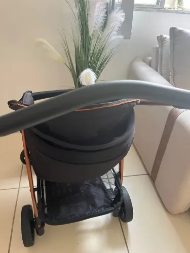 Carrinho de bebê