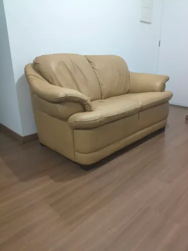 Sofá de couro
