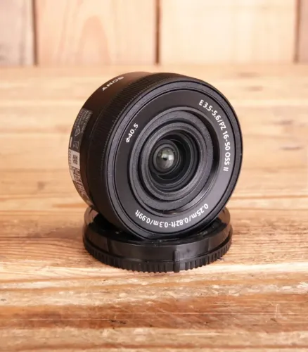 Sony E PZ 16-50mm f/3.5-5.6 OSS II