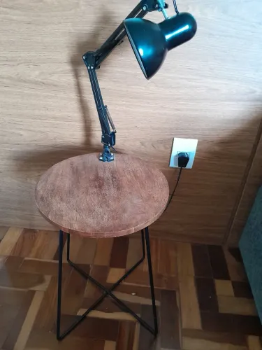 Mesa de Cabeceira super funcional!