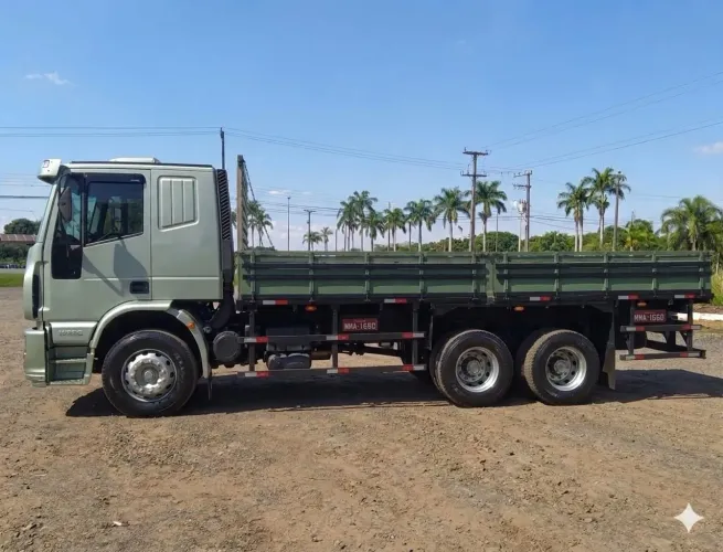 Vende-se Caminhão Iveco Truck Modelo 17 e 22