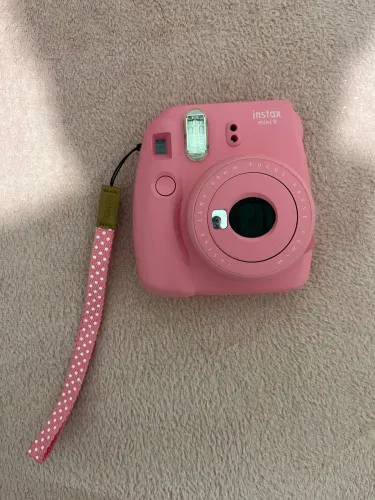 Câmera Polaroid Instax Mini 9 - Fujifilm - Rosa