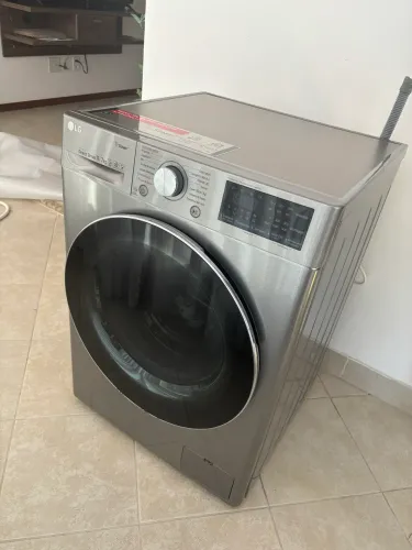 Lava e seca LG