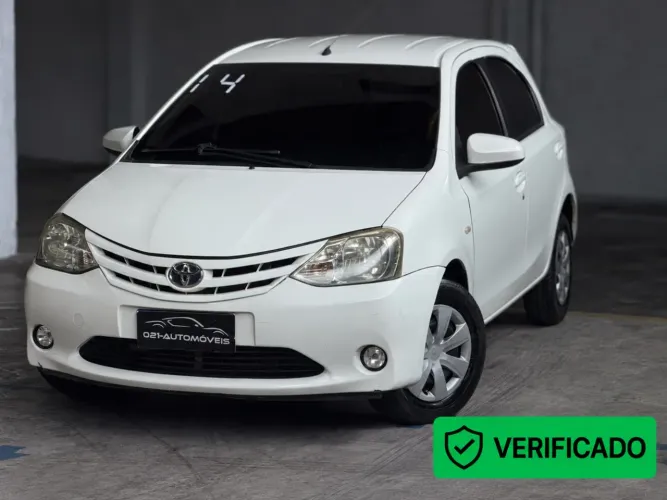 Toyota Etios X 1.3 Flex 16V 5P Mec. 2014