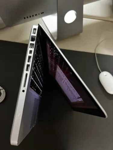 MacBook Pro Retina 15? Mid 2012 equipado com processador i7 quad-core