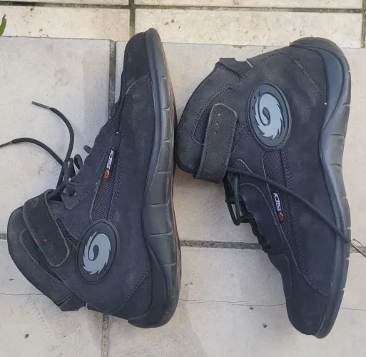 Tenis bota Sidi, modelo Doha. Italiano 44 Br 42