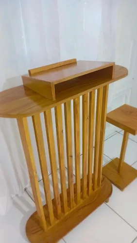 Pulpito Para igreja +mesa lateral modelo ripado