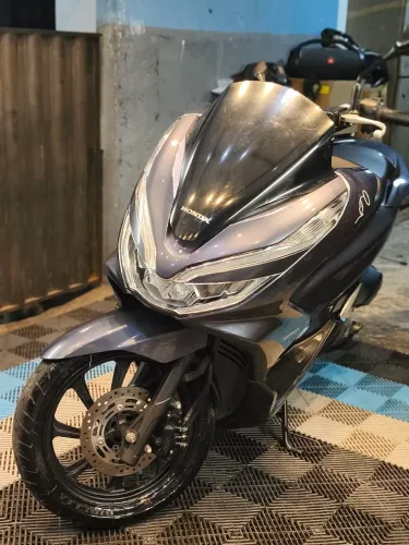MOTO PCX 150 MUITO NOVA 