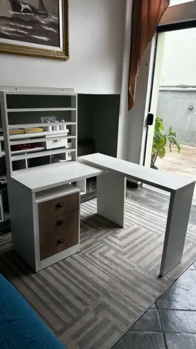 Mesa De Manicure Planejada - Feita Sob Medida