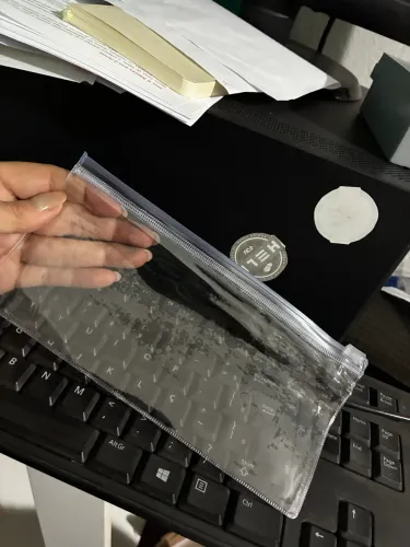 Bolsinha com zíper cristal