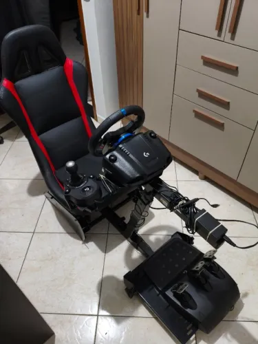 Logitech G923 + Câmbio Driving Force + Cockpit Extreme V3