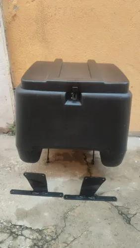 Baú 100LT com suporte para Fan 2023 160cc