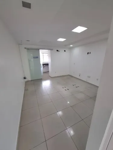 Sala para consultório/escritório - pronta para uso!