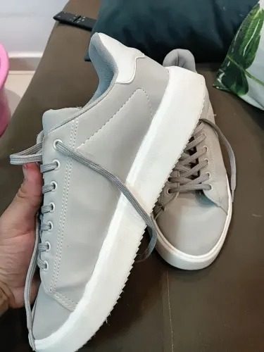 Tenis esporte chic