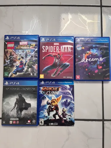 Jogos de ps4 vendo ou troco