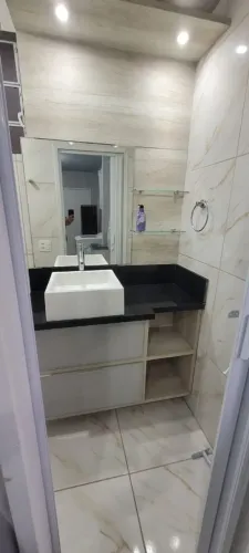 Alugo kitnet para 1 pessoa incluso água luz e Internet