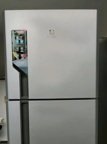 Geladeira Electrolux Frost Free 400 Litros