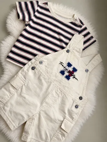 Conjunto Tommy Hilfiger 6 a 9 meses