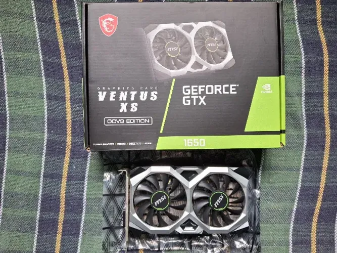 Placa de Vídeo GeForce GTX 1650 D6 VENTUS XS OC