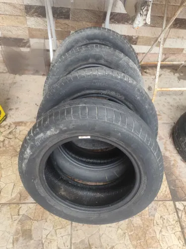 Jogo de pneus 175/65 R14 Pirelli P1 centurato 