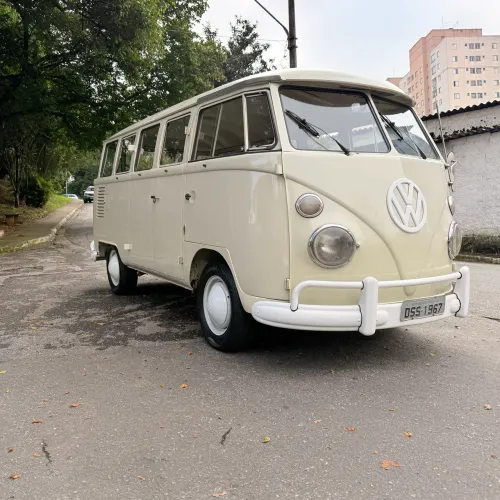 Volkswagen Kombi Standard/ Luxo/ Serie Prata 1976