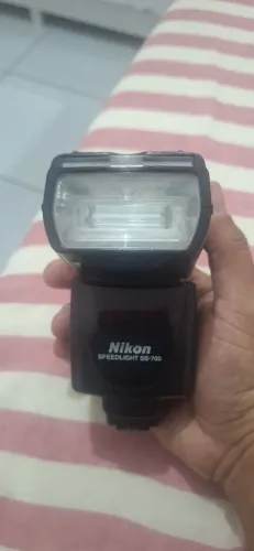 Nikon Speedlight SB-700