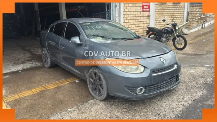 Sucata Fluence 2.0 16v automatico