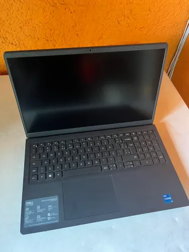 Notebook Dell cora i5 8gb memória