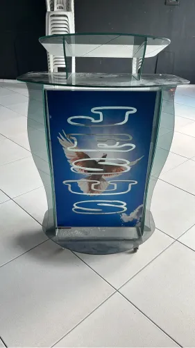 Púlpito de vidro .