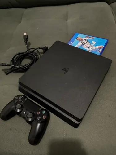 Ps4 slim 1tb! Aceito cartão até 12x.