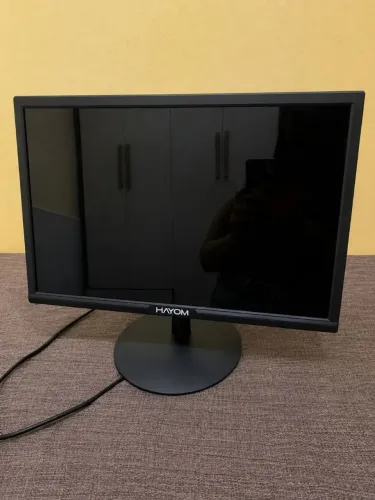 MONITOR COM DEFEITO 