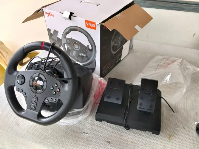 VOLANTE PXN V900