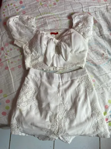 conjunto branco