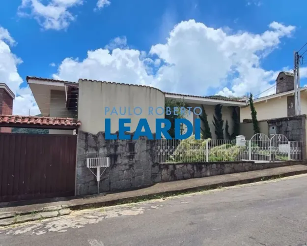 CASA TÉRREA - JARDIM DOS ESTADOS - MG