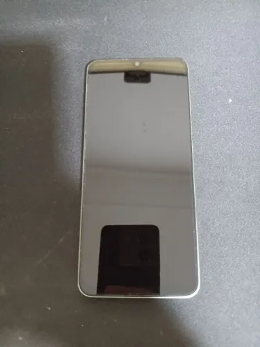 Poco C75- 256 GB de memória e 8 gb ram