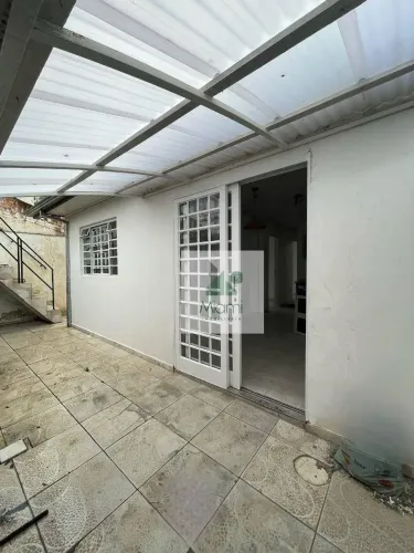 Casa com 2 dormitórios para alugar, 45 m² por R$ 1.714,30/mês - Campo Pequeno - Colombo/PR