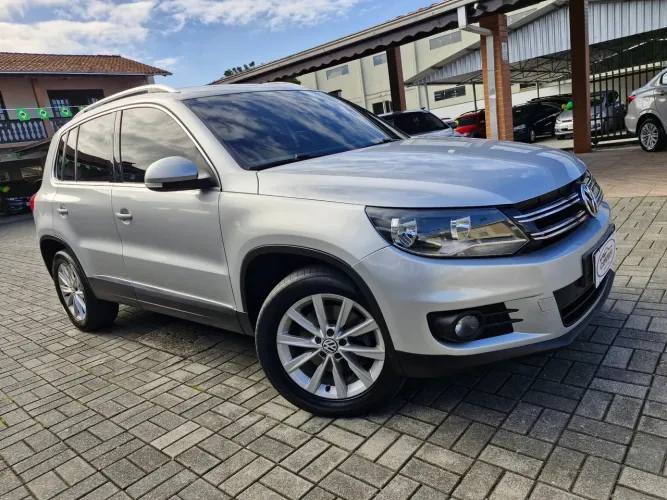 Volkswagen Tiguan 2.0 TSI 16V 200cv Tiptronic 5P 2012
