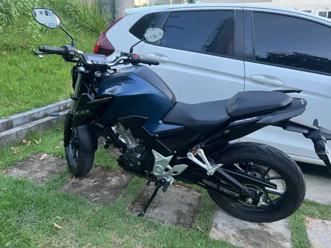 CB 300F TWISTER único dono 